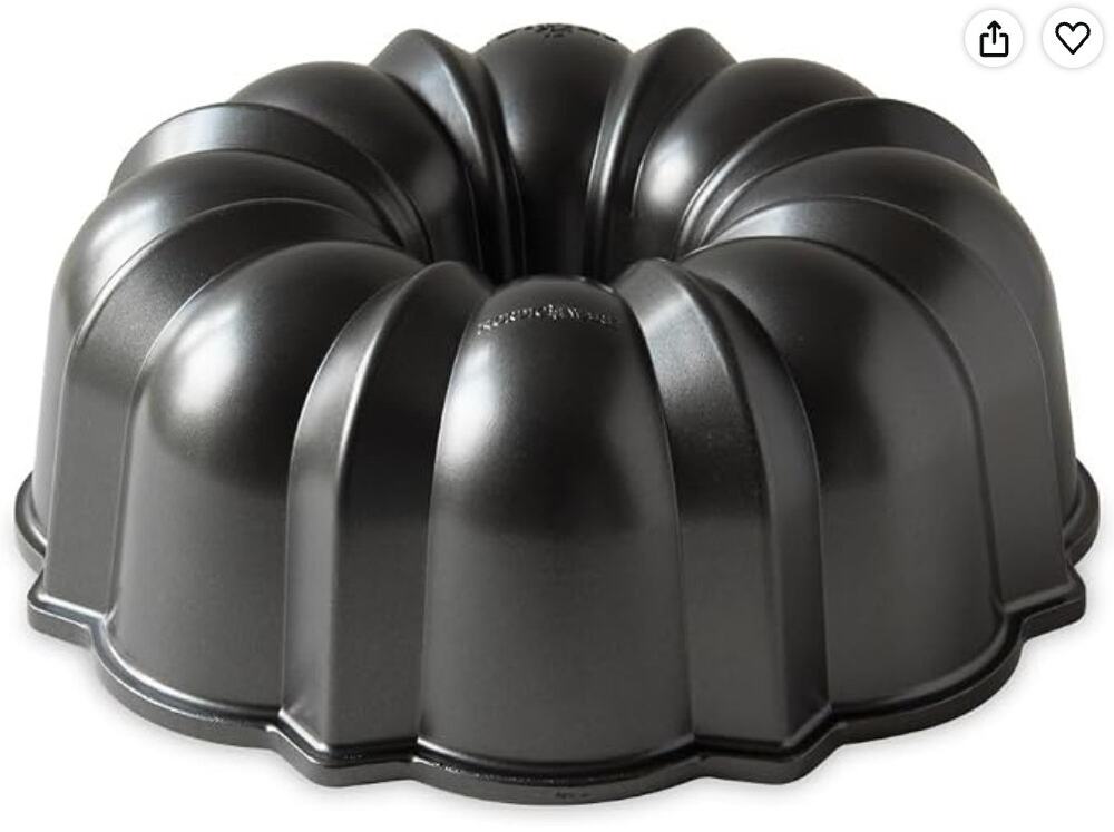 Nordic Ware Original Bundt, 12-Cup, Graphite